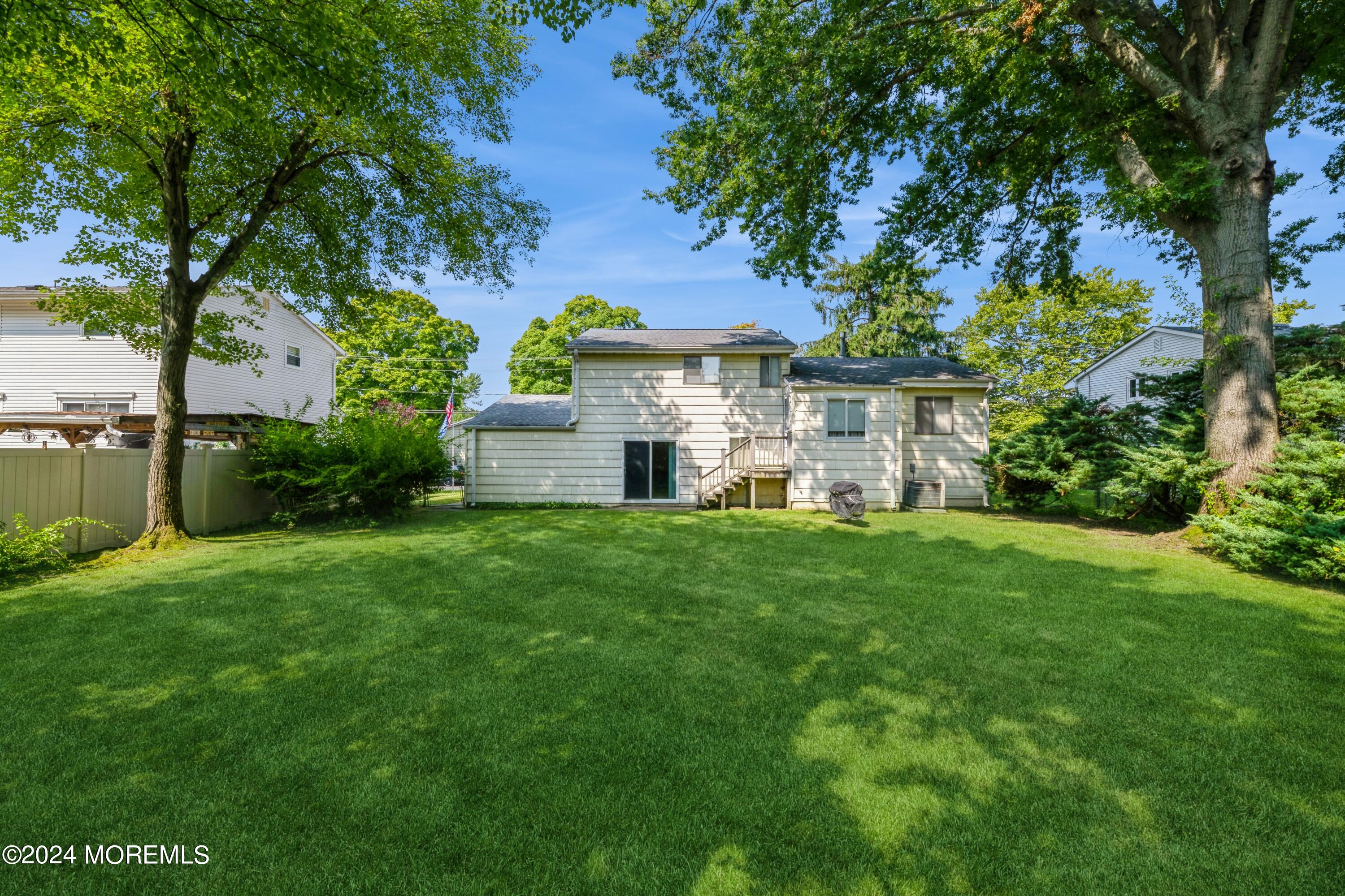 41 Gramercy Road Old Bridge, NJ 08857 - Photo 24 of 25 24_41GramercyRd_2034_HiRes
