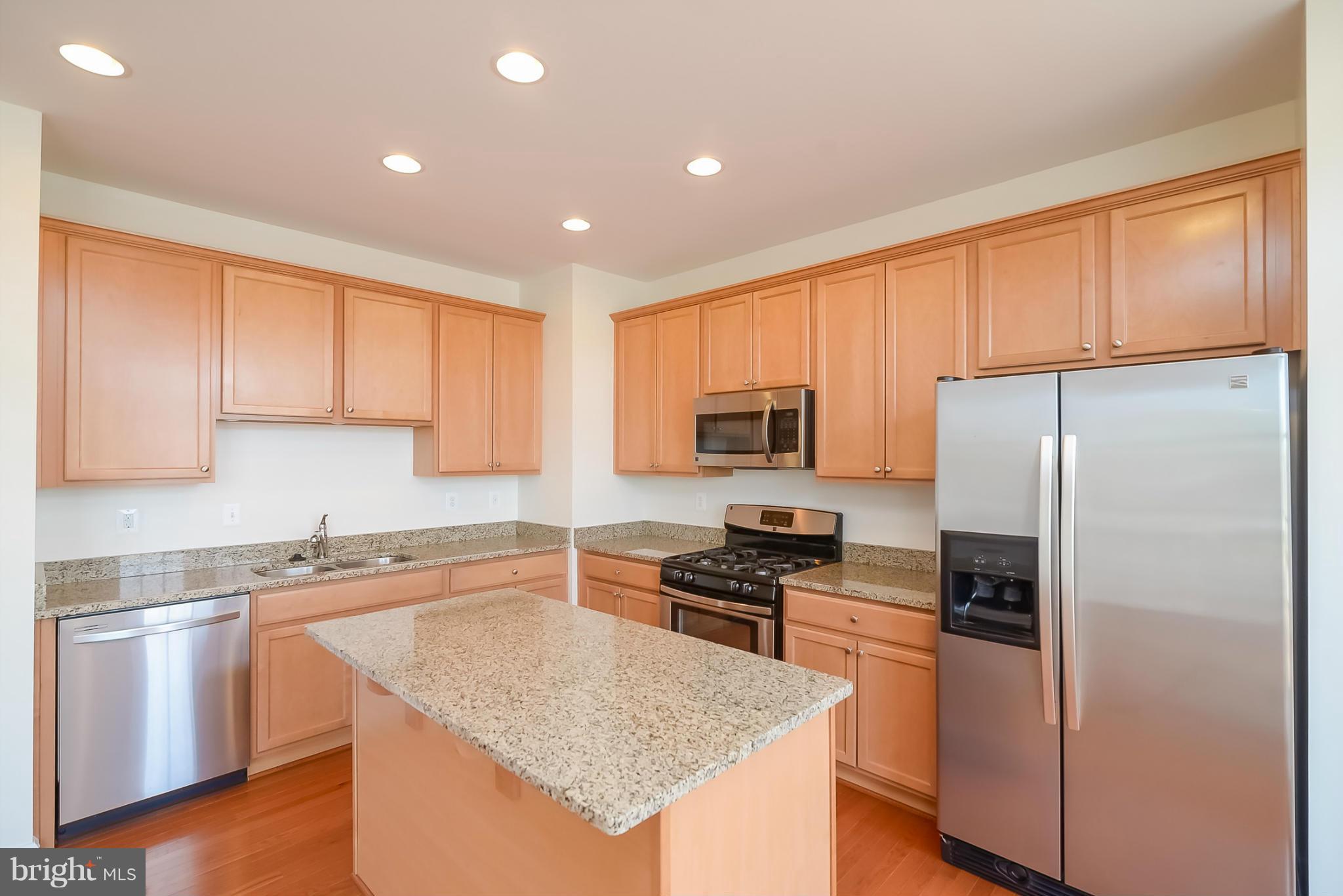17680 Possum Point Road Dumfries, VA 22026 - Photo 5 of 30 Kitchen