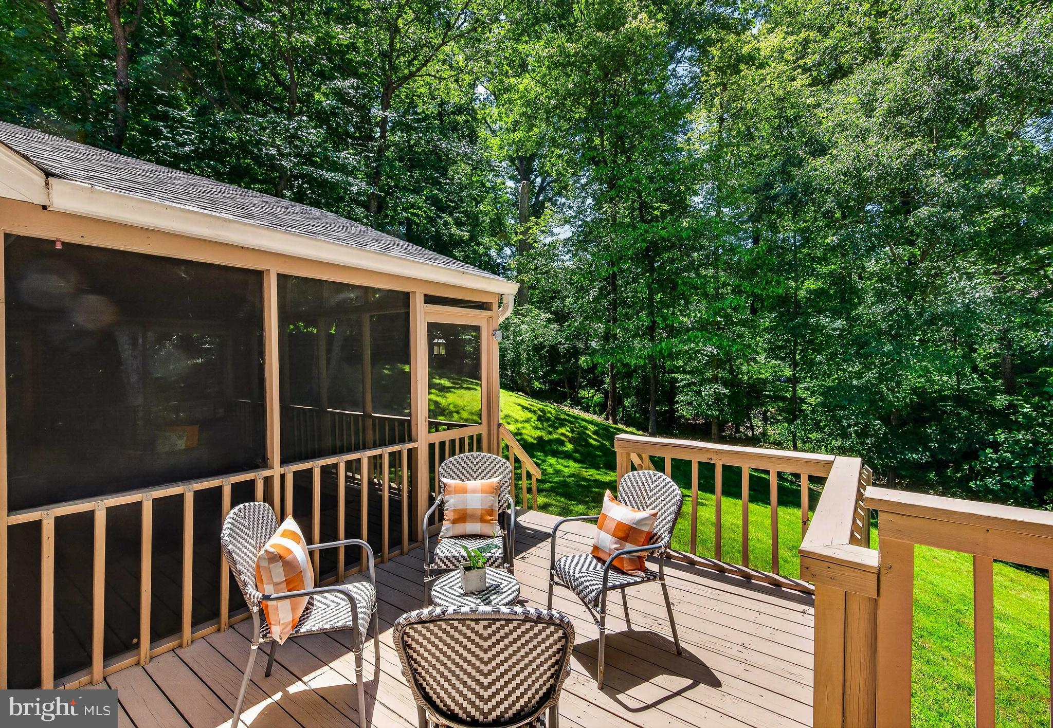 1808 Batten Hollow Road Vienna, VA 22182 - Photo 41 of 46 Deck