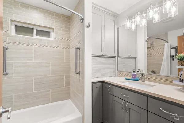 $898,000 | 1744 Valleyview Drive, Clarkston, WA 99403