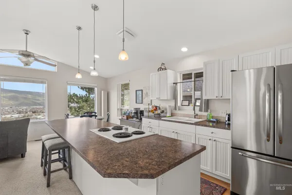 $898,000 | 1744 Valleyview Drive, Clarkston, WA 99403