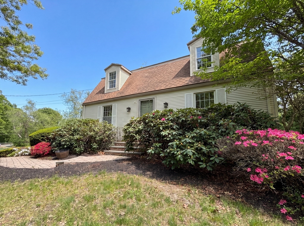 153 High Street Topsfield, MA 01983 - Photo 26 of 36