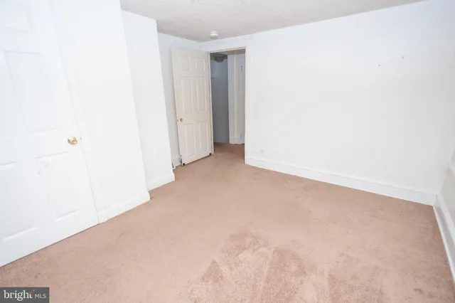 $2,400 | 130 State Street, Glassboro, NJ 08028