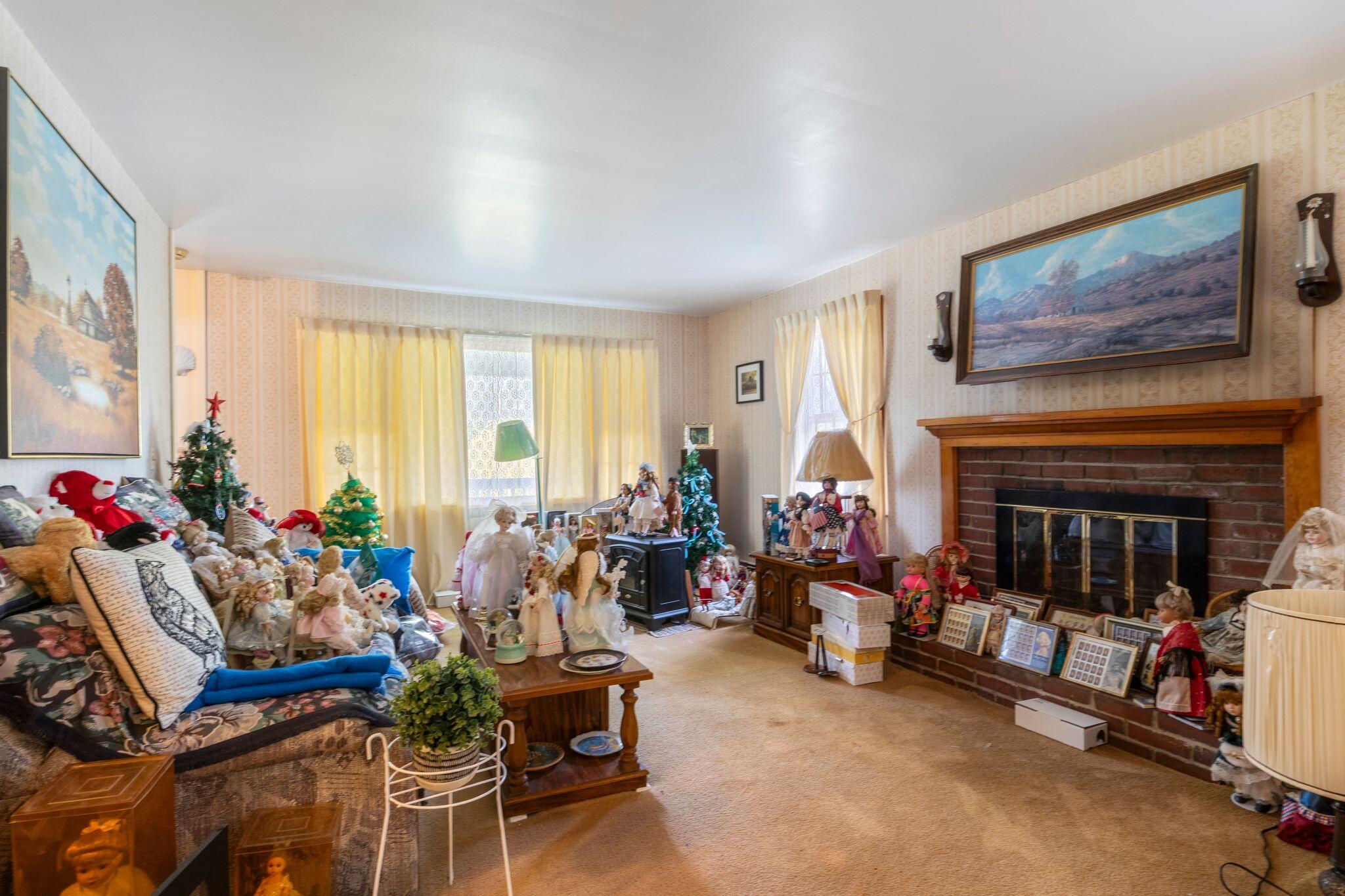 2 Old Chases Pond Road York, ME 03909 - Photo 6 of 26 Living Room 1 05062027