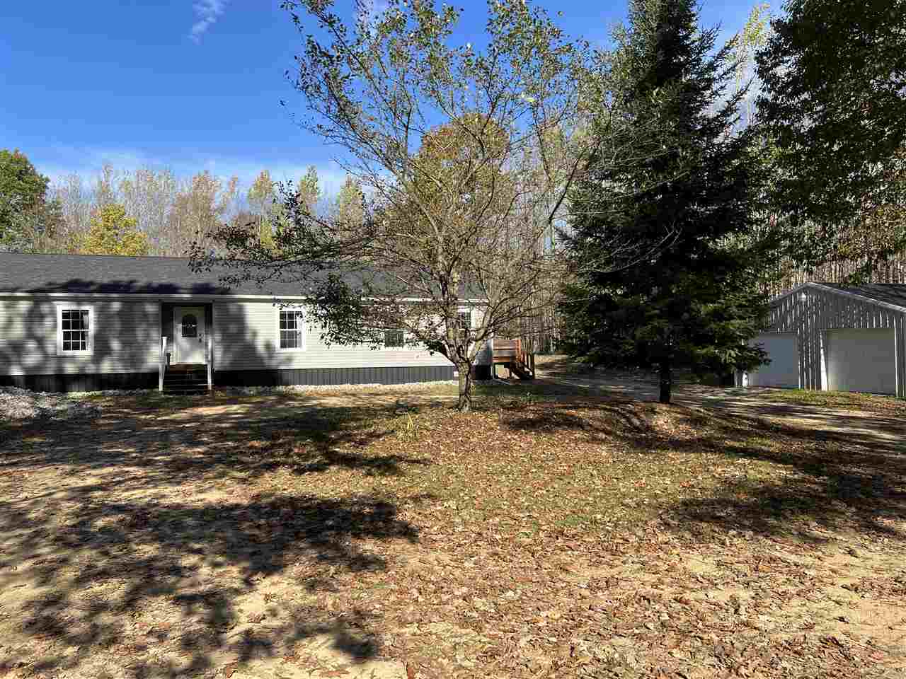 3338 Nisabella Co Line Road Farwell, MI 48622 - Photo 4 of 51 1894314-3.JPG