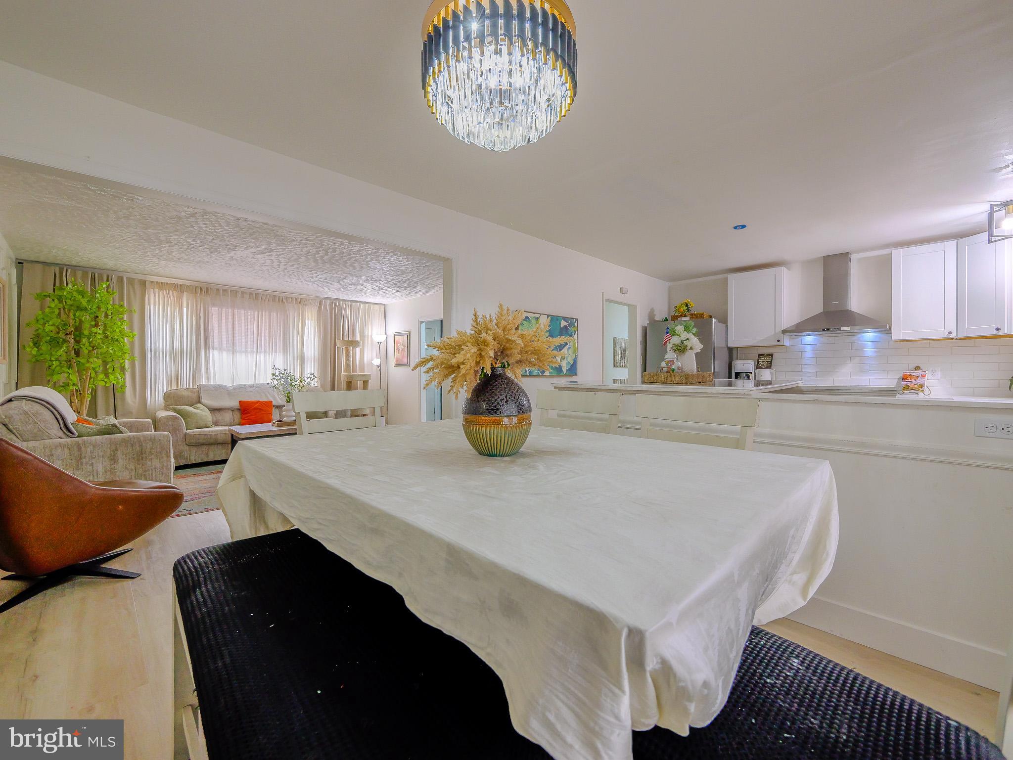 38 Pendleton Court New Castle, DE 19720 - Photo 12 of 57 Dining Rom