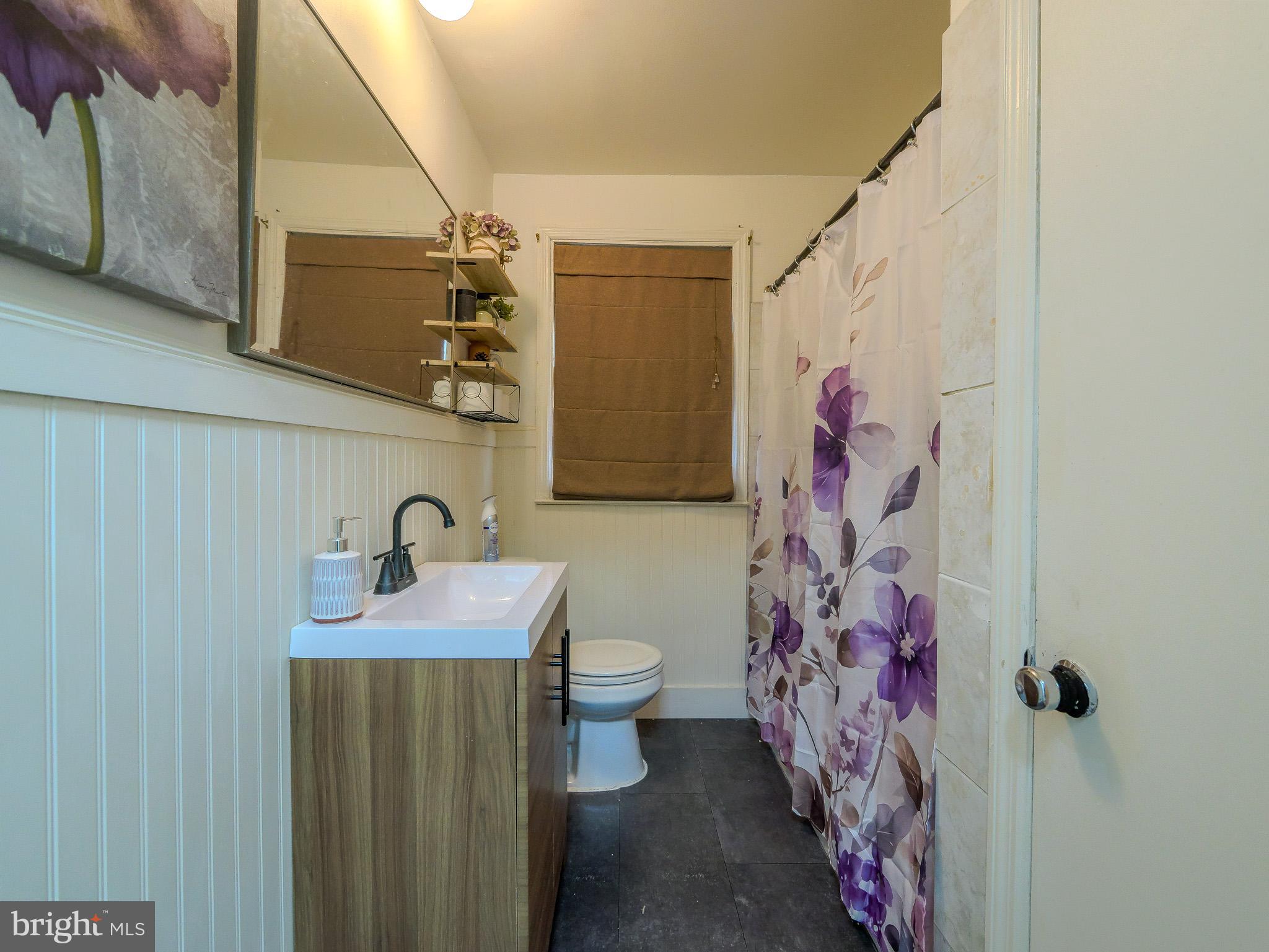 38 Pendleton Court New Castle, DE 19720 - Photo 24 of 57 Bathroom