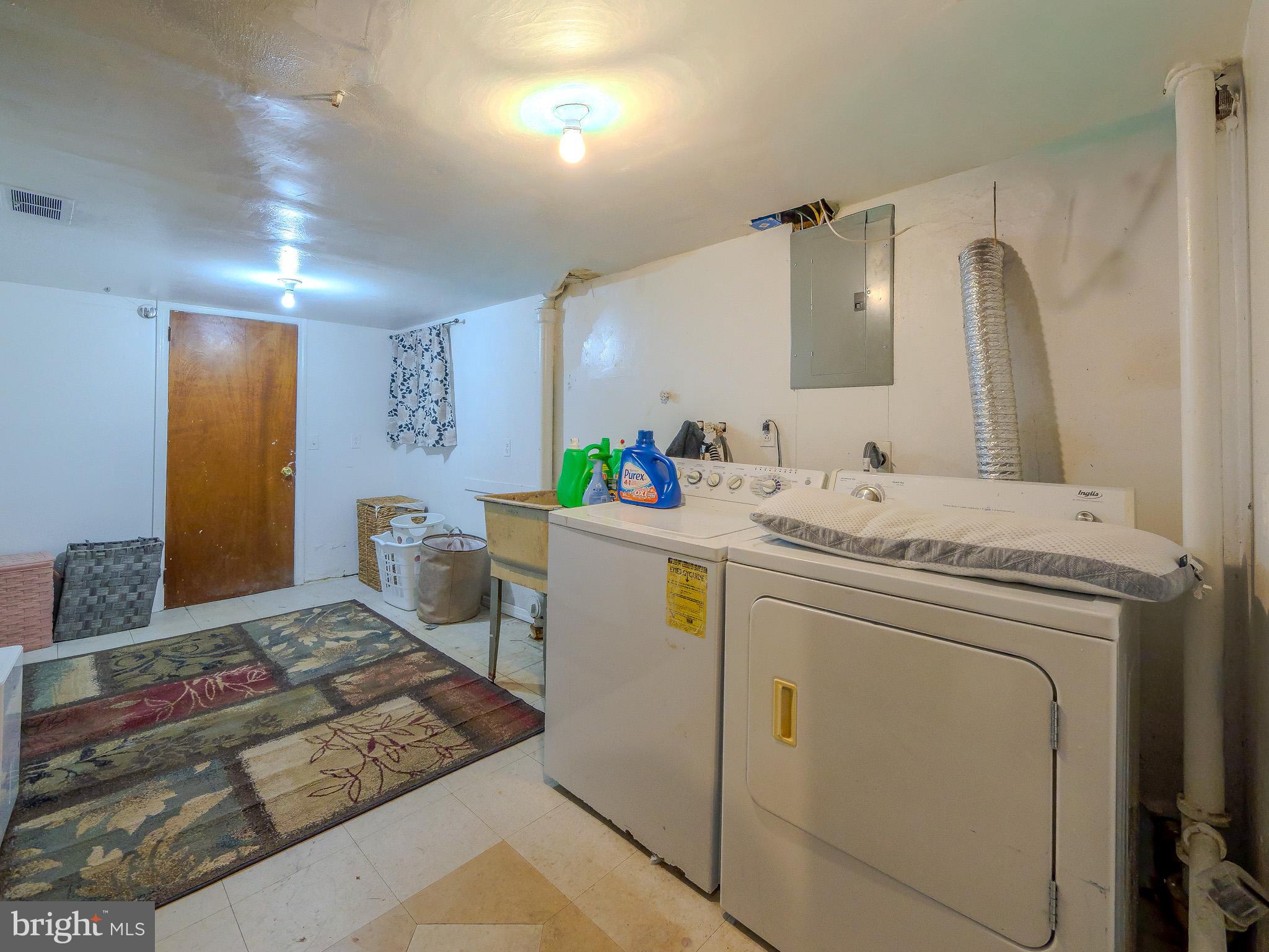 38 Pendleton Court New Castle, DE 19720 - Photo 48 of 57 Laundry Room with extra storage room