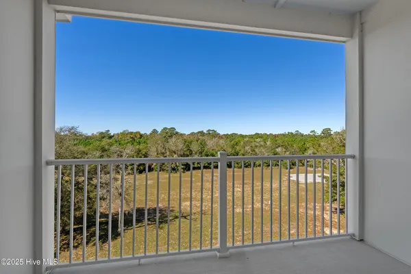 $1,550 | 2272 Dolphin Shores Drive Southwest, Unit 406, Supply, NC 28462