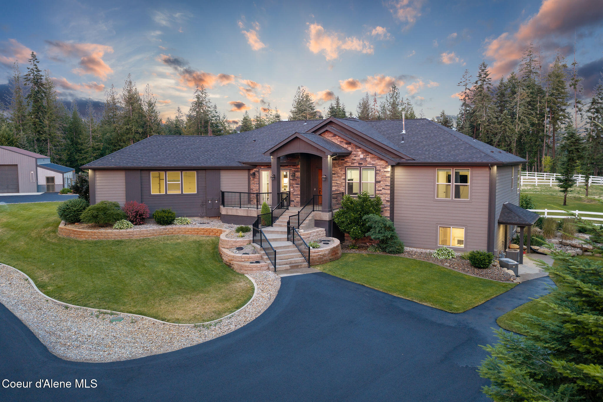 15746 North Pinewood Way Hayden, ID 83835 - Photo 5 of 97 5,150 sqft Custom Home