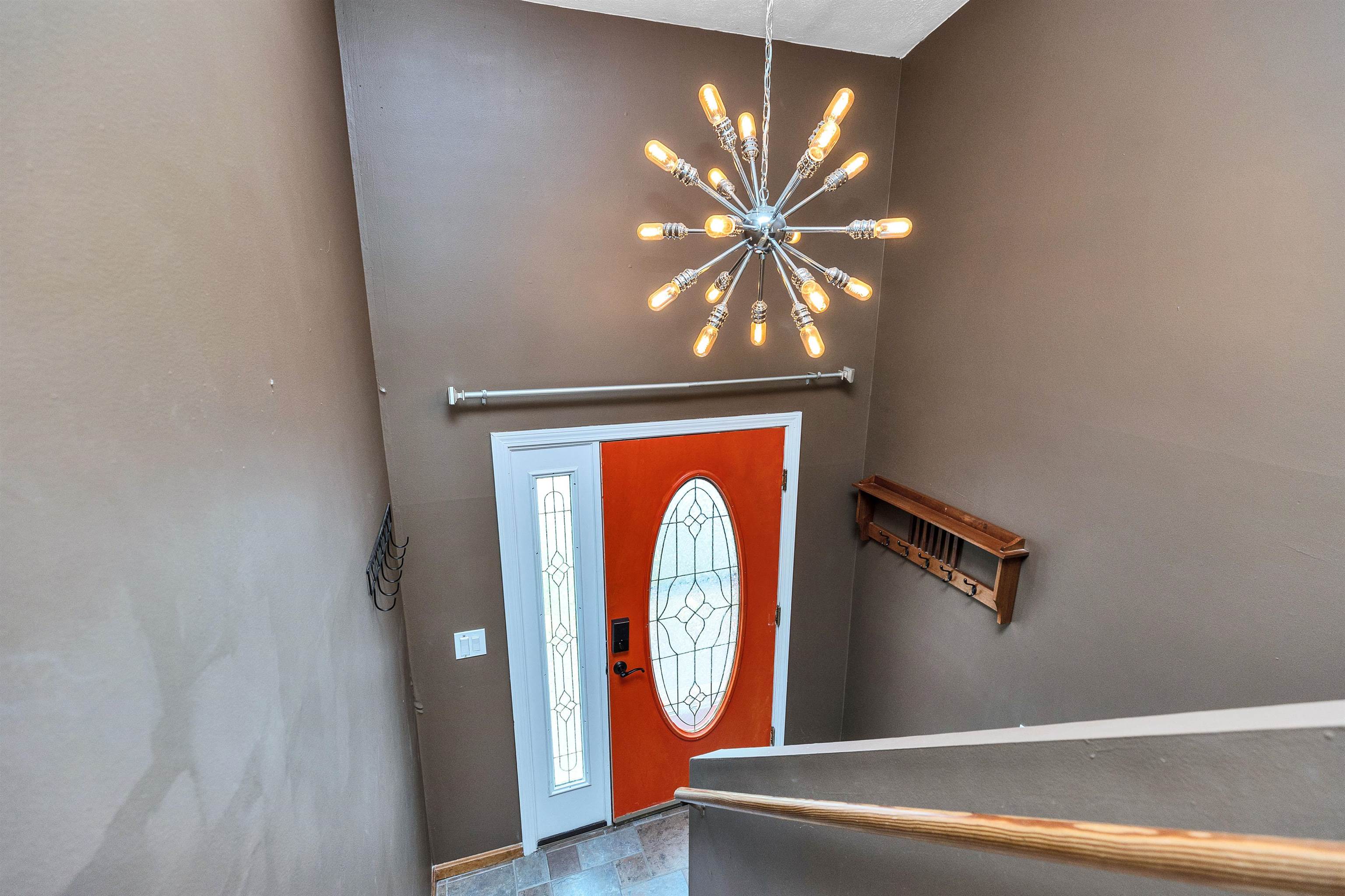 244 Porter Street, Unit 2 Manchester, NH 03103 - Photo 6 of 42 Gallery Image 6
