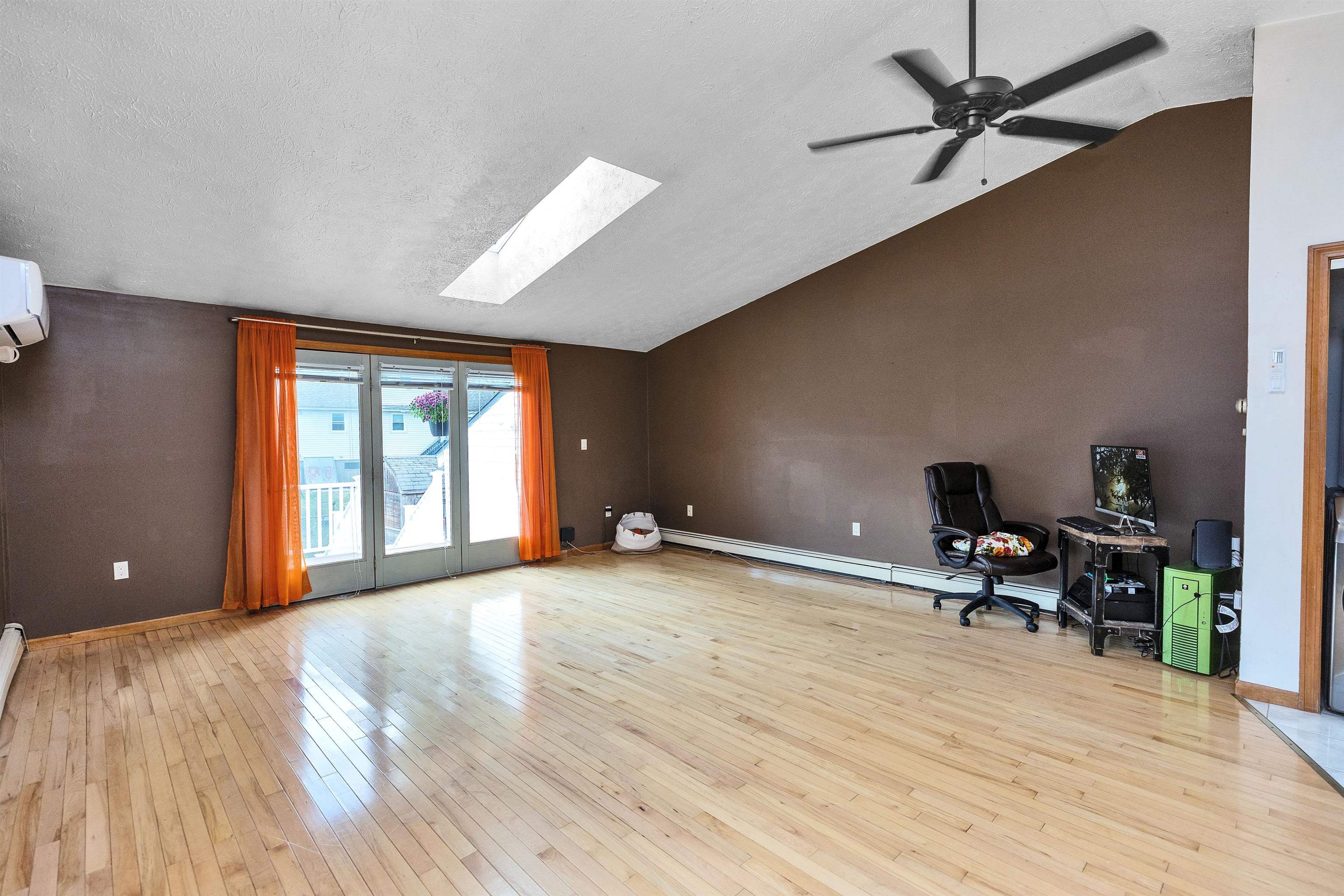 244 Porter Street, Unit 2 Manchester, NH 03103 - Photo 7 of 42 Gallery Image 7