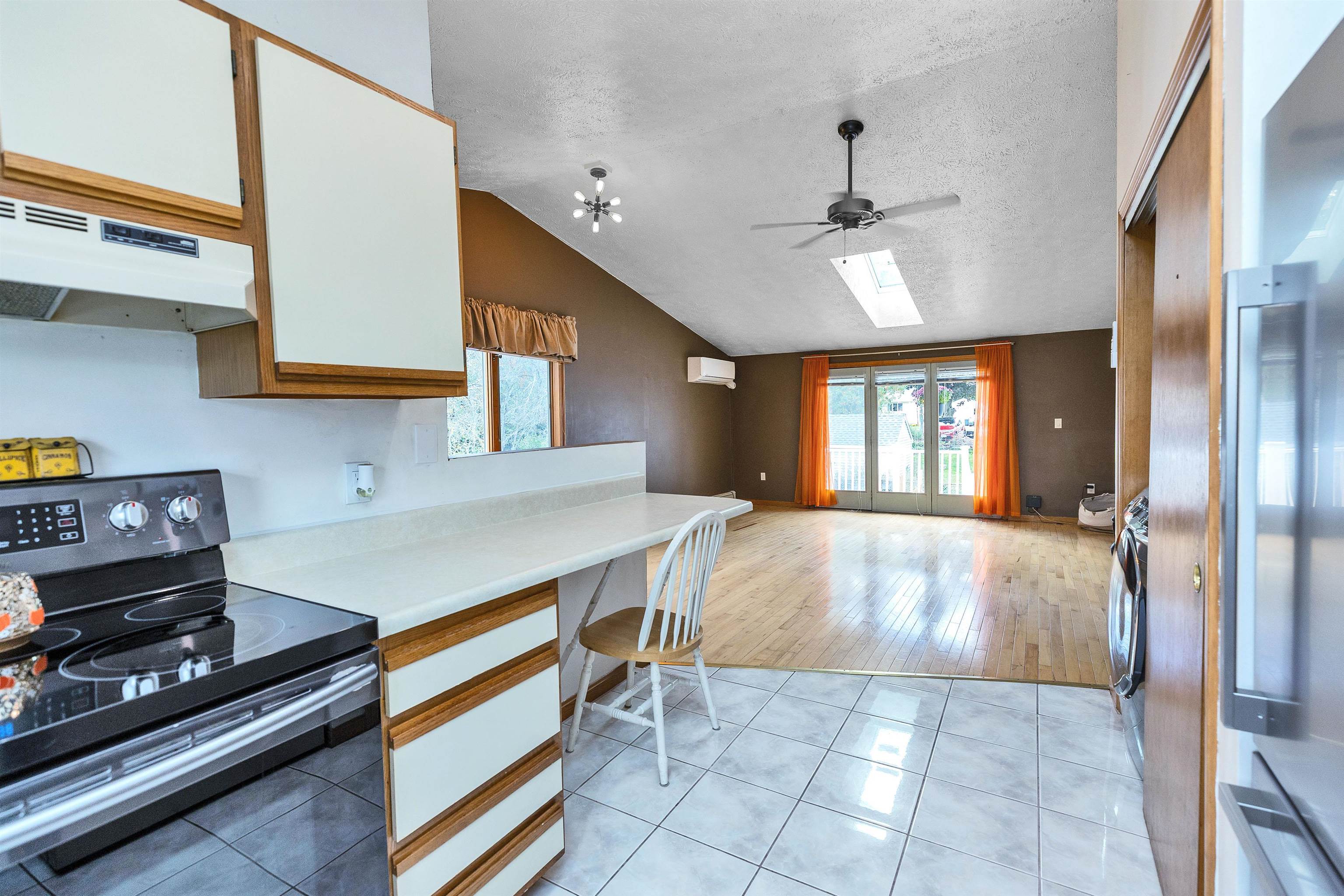 244 Porter Street, Unit 2 Manchester, NH 03103 - Photo 10 of 42 Gallery Image 10