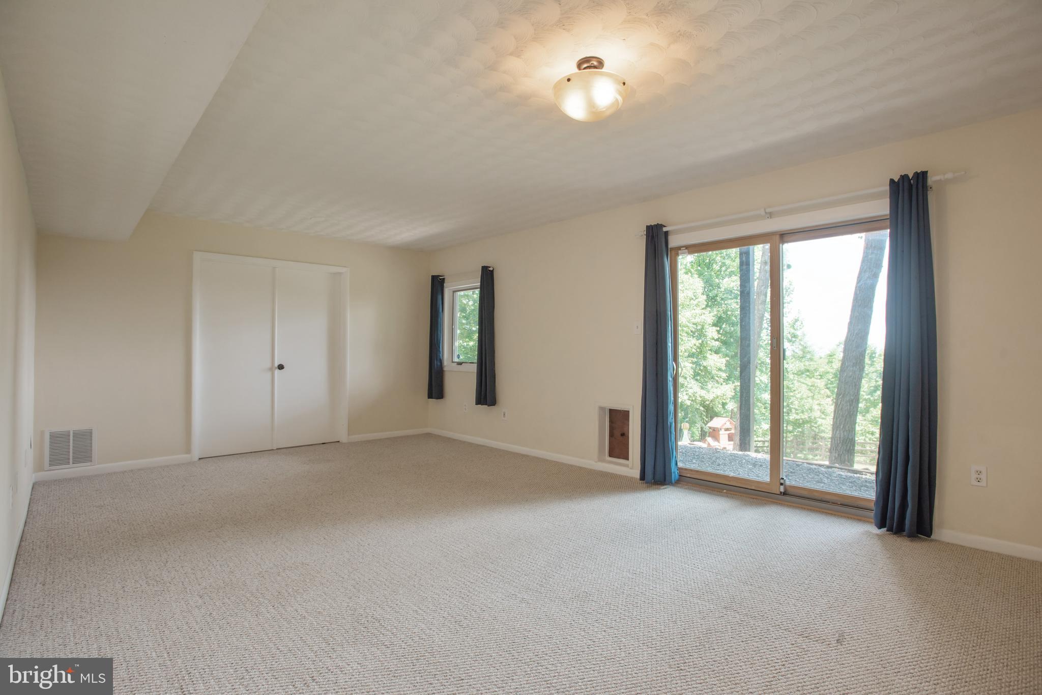 1619 Summit Drive Haymarket, VA 20169 - Photo 28 of 50