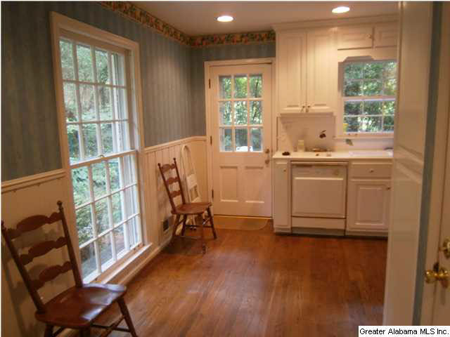 3557 Victoria Road Birmingham, AL 35223 - Photo 5 of 32