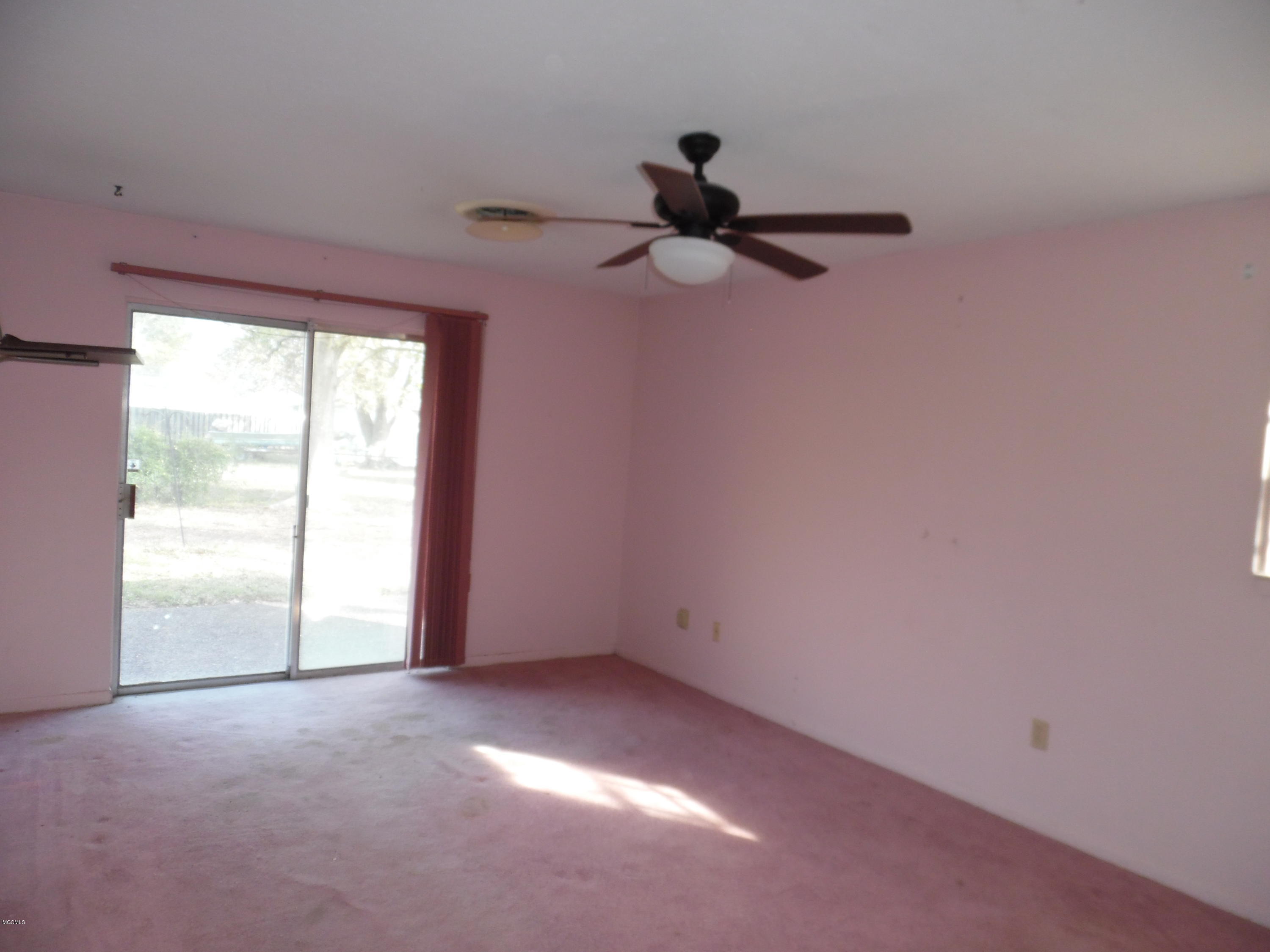 3216 Nottingham Road Ocean Springs, MS 39564 - Photo 9 of 14 SAM_0090