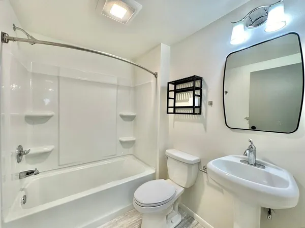 $400,000 | 610 Clyde Street, Stoughton, WI 53589