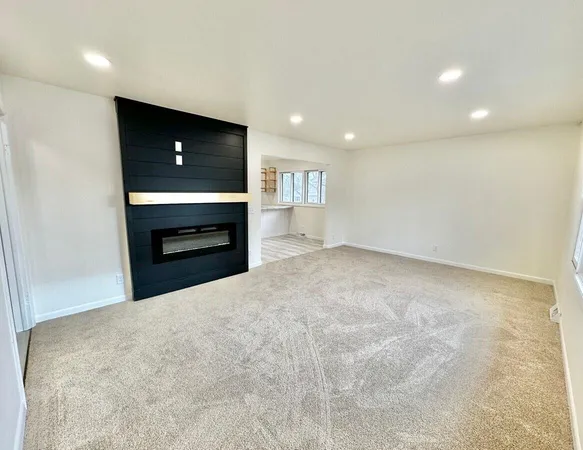 $400,000 | 610 Clyde Street, Stoughton, WI 53589