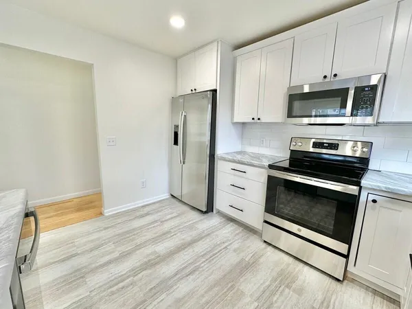 $400,000 | 610 Clyde Street, Stoughton, WI 53589