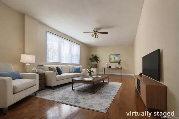 $2,400 | 451 Fulton Avenue, Unit 1L/2L, Hempstead, NY 11550