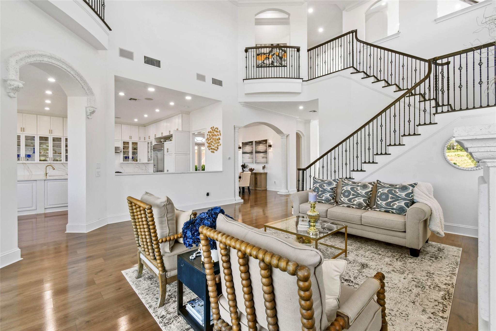 166 Southeast Bella Strano Port St. Lucie, FL 34984 - Photo 9 of 37 Photo 9