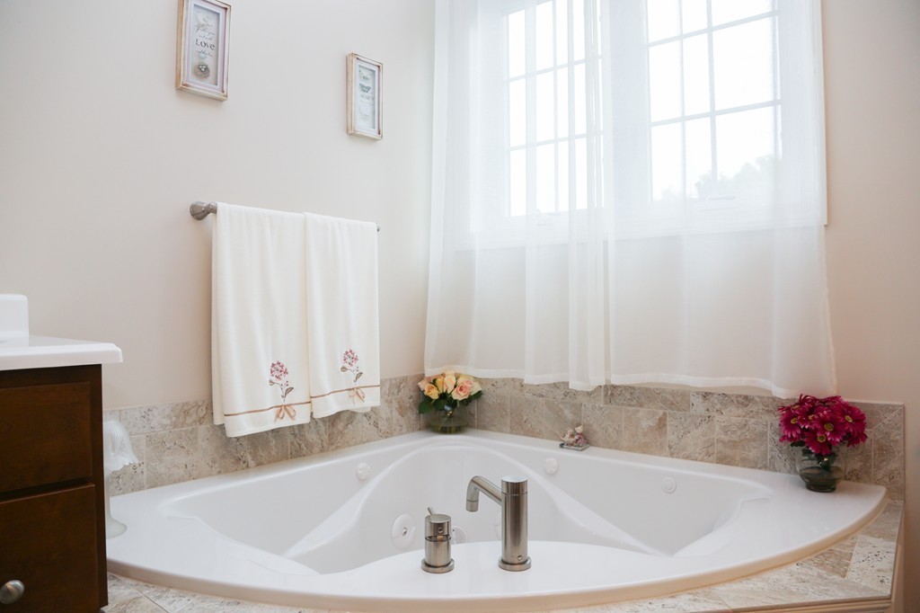 23 Fox Run Road Bellingham, MA 02019 - Photo 23 of 28 Gallery Image 23