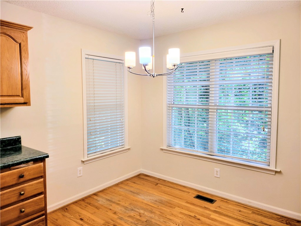 2000 Ridgeview Lane Seneca, SC 29678 - Photo 8 of 38 Gallery Image 8