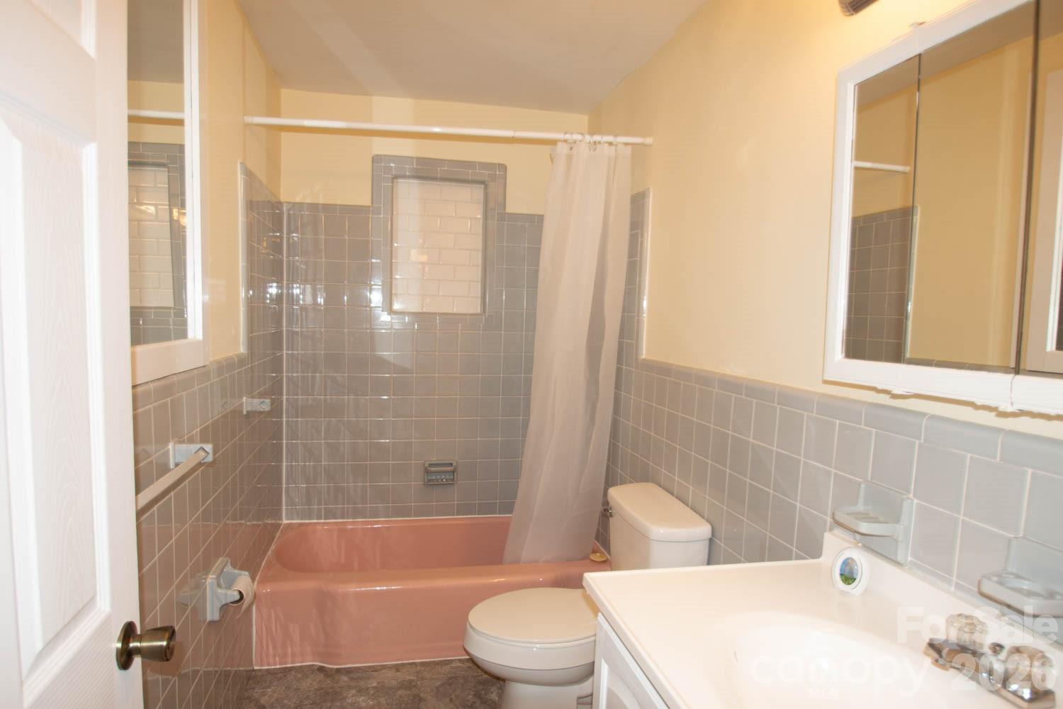 535 Nicholson Creek Road, Unit 1 Brevard, NC 28712 - Photo 14 of 25