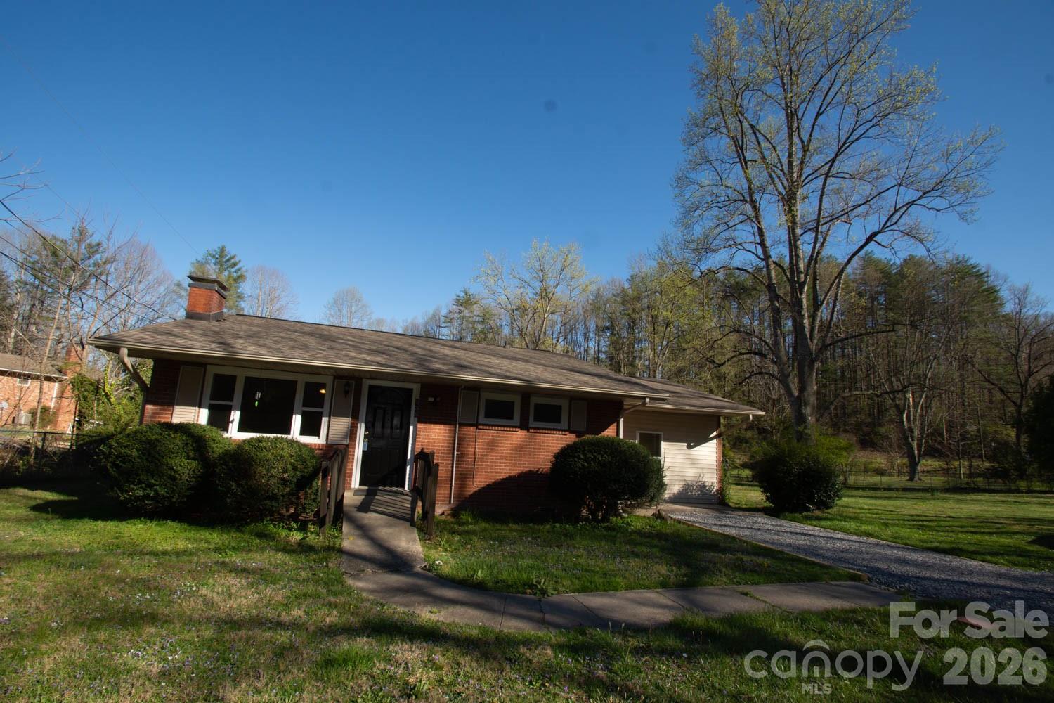 535 Nicholson Creek Road Brevard, NC 28712 - Photo 18 of 21 Gallery Image 18