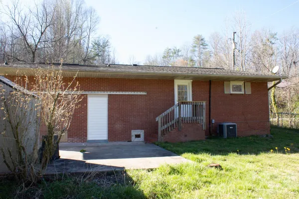 $335,000 | 535 Nicholson Creek Road, Unit 1, Brevard, NC 28712