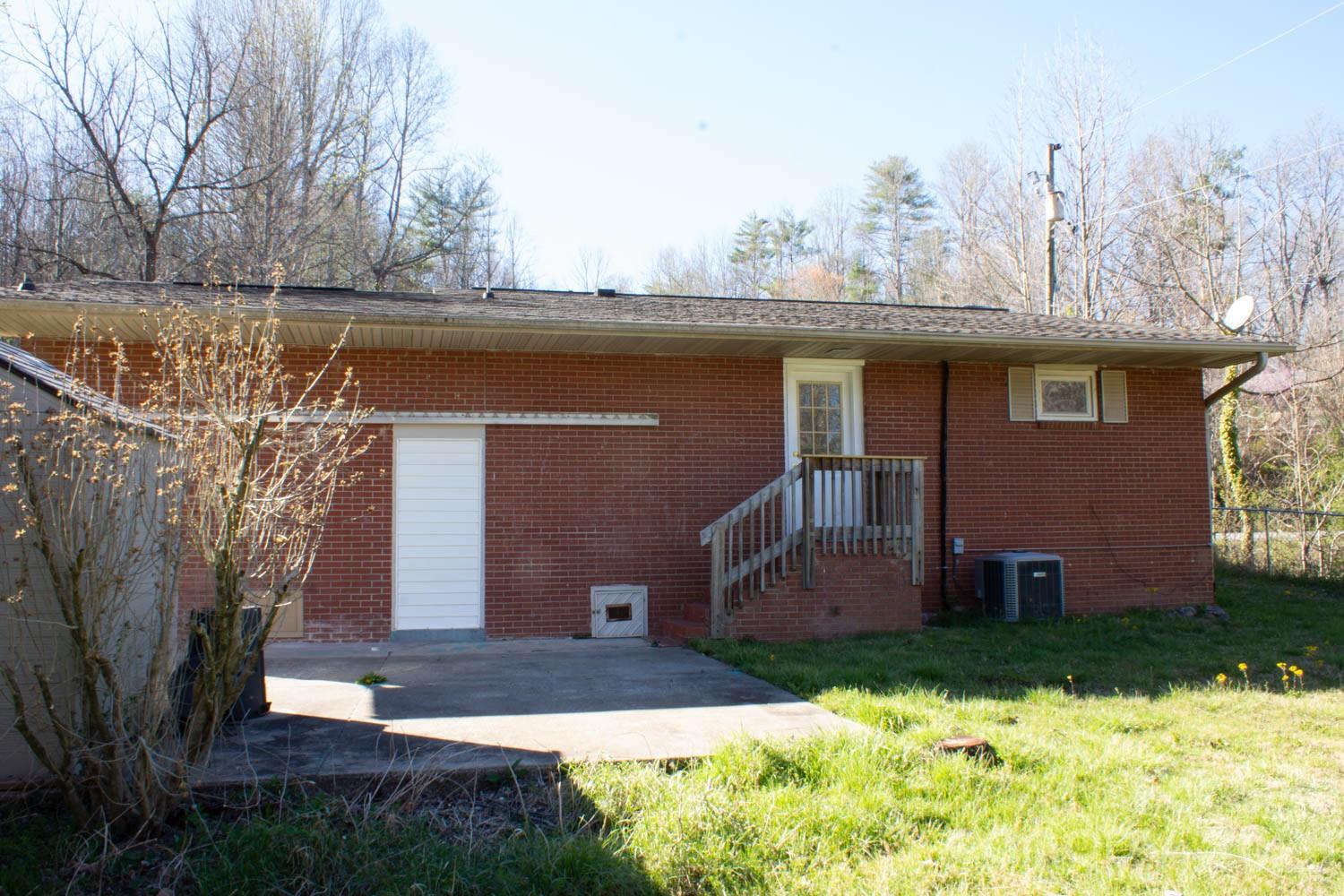535 Nicholson Creek Road, Unit 1 Brevard, NC 28712 - Photo 3 of 25
