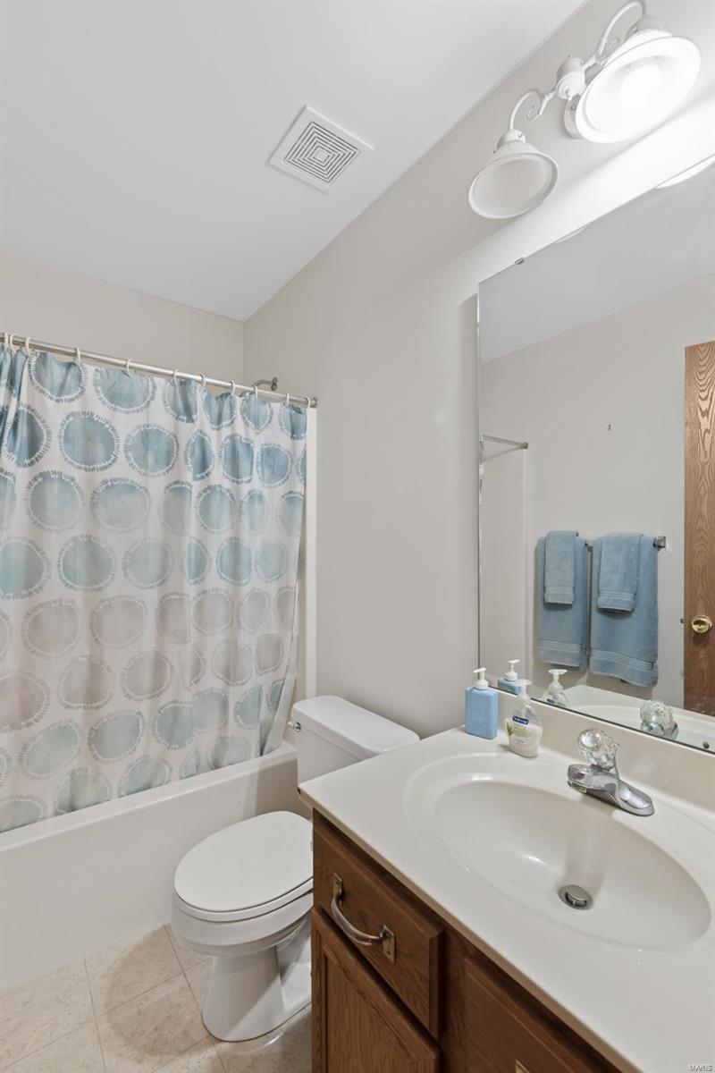 522 Calumet Ranch Trail O'Fallon, MO 63376 - Photo 13 of 21 Gallery Image 13