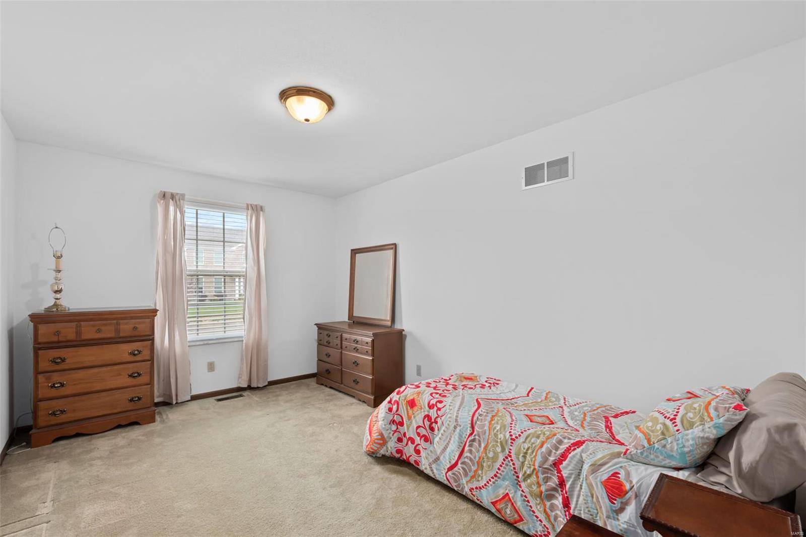522 Calumet Ranch Trail O'Fallon, MO 63376 - Photo 18 of 21 Gallery Image 18