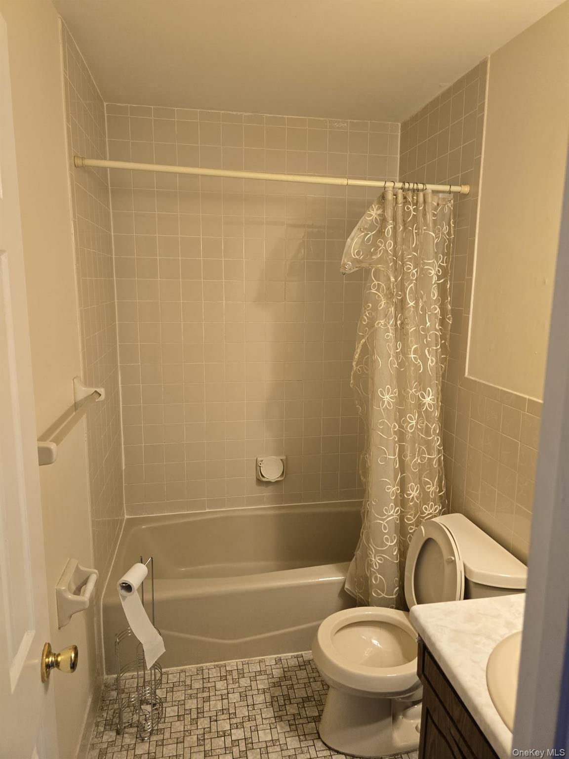 709 Kennedy Drive Spring Valley, NY 10977 - Photo 10 of 10