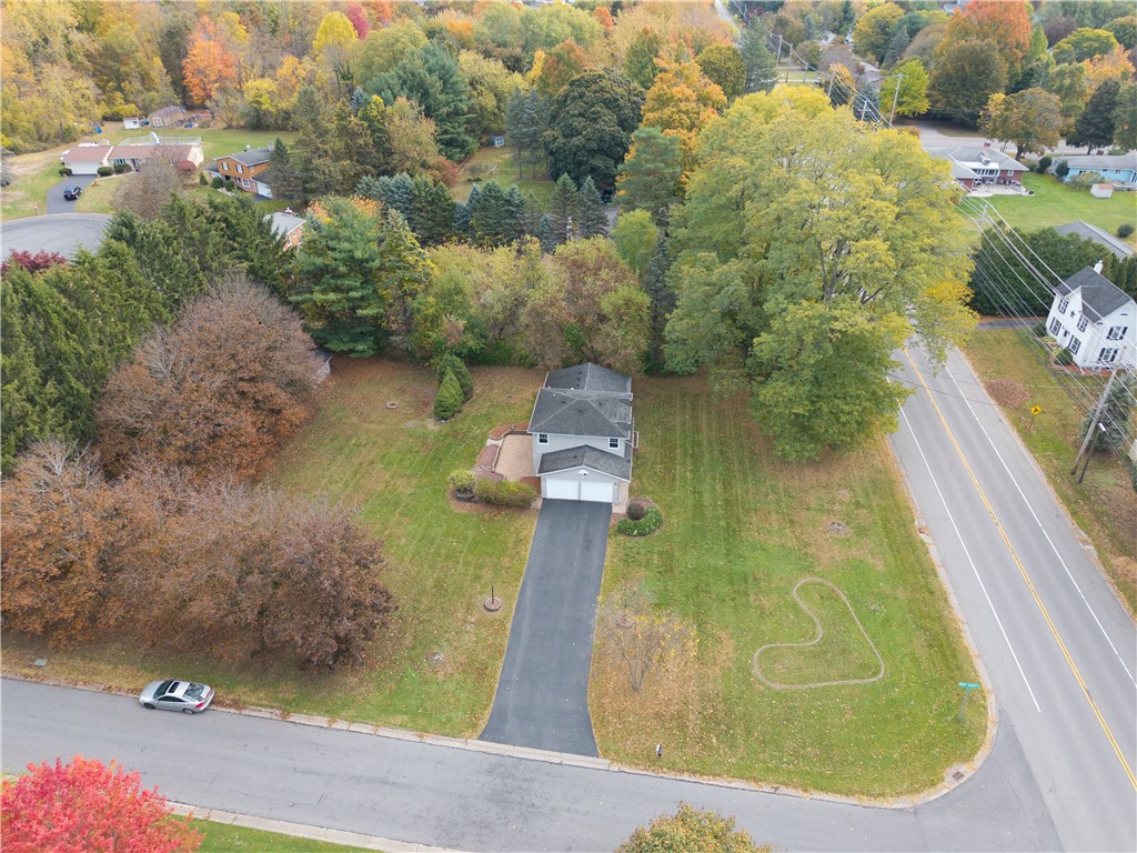 802 Klem Road Webster, NY 14580 - Photo 4 of 38