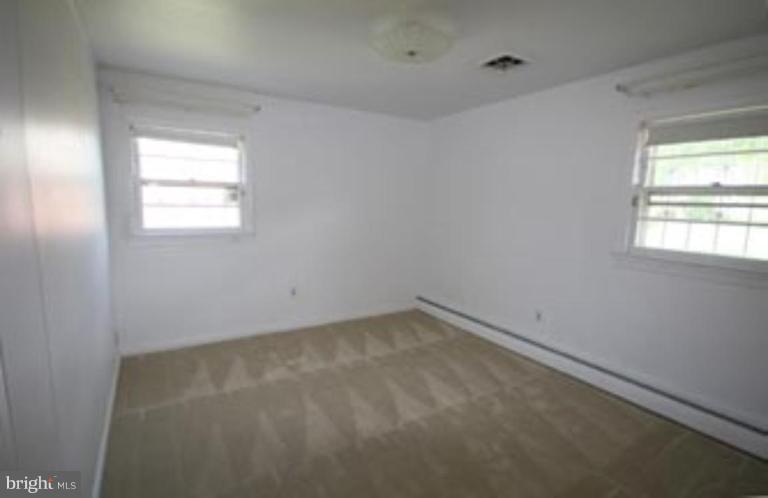 6504 Horseshoe Road Clinton, MD 20735 - Photo 14 of 17 Bedroom #3