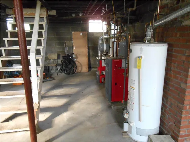 $750 | 219 5th Street, Unit 1, Dravosburg, PA 15034