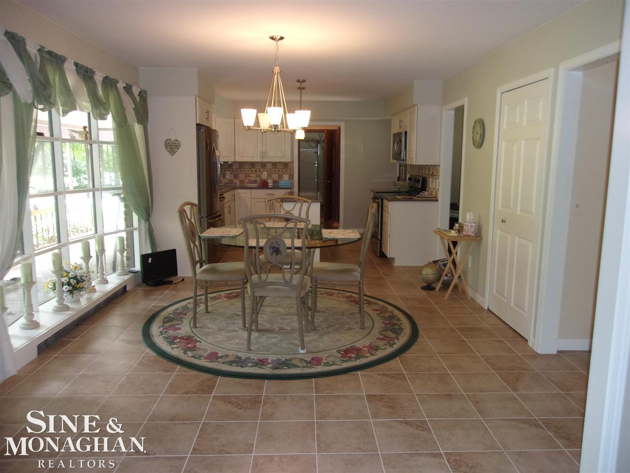 8819 Stone Road Algonac, MI 48001 - Photo 21 of 31 31293372-20.JPG