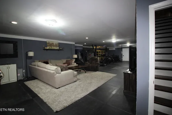 $475,000 | 315 Fox Hunters Court, Powell, TN 37849