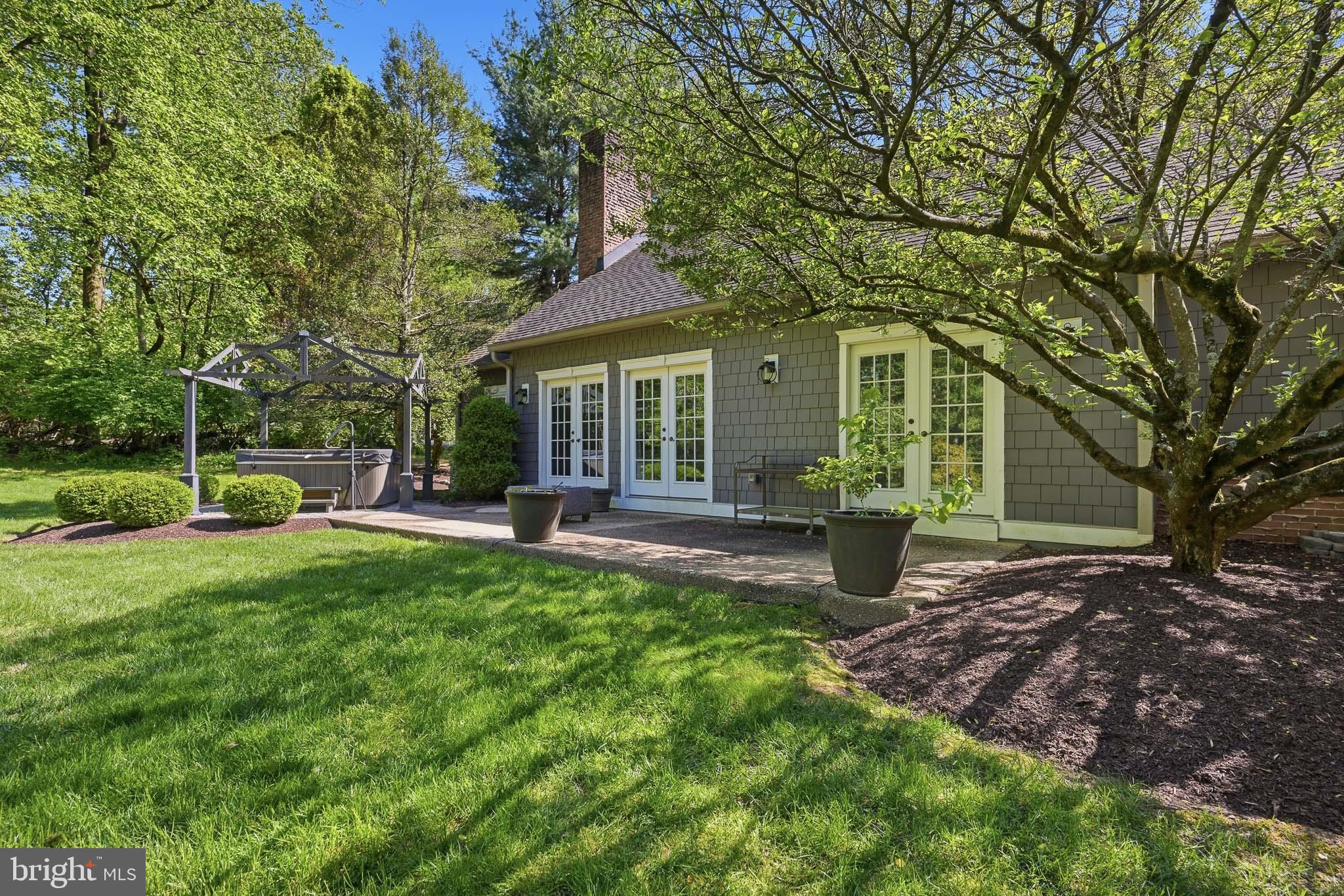 7 Tobin Court Hockessin, DE 19707 - Photo 2 of 39