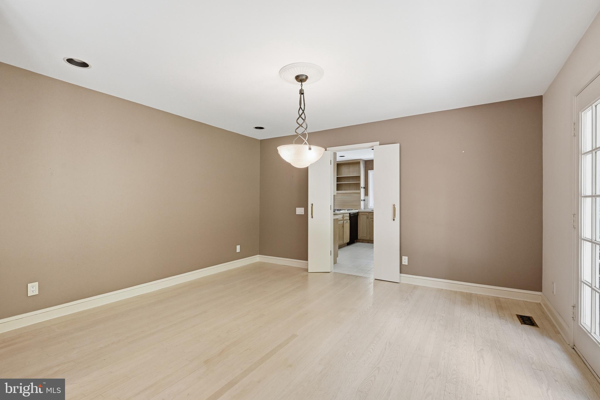 7 Tobin Court Hockessin, DE 19707 - Photo 10 of 39