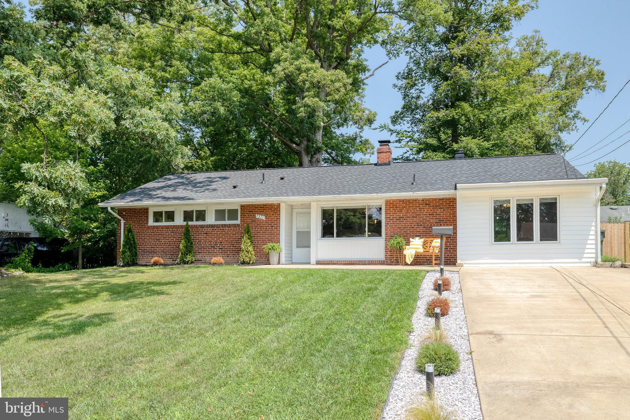 7311 Exmore Street Springfield, VA 22150 - Photo 4 of 70 Gallery Image 4
