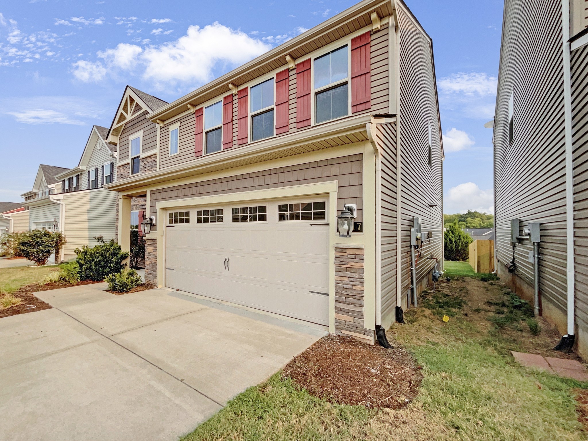 2817 Winterberry Drive Columbia, TN 38401 - Photo 3 of 26 a front view of a house with a yard