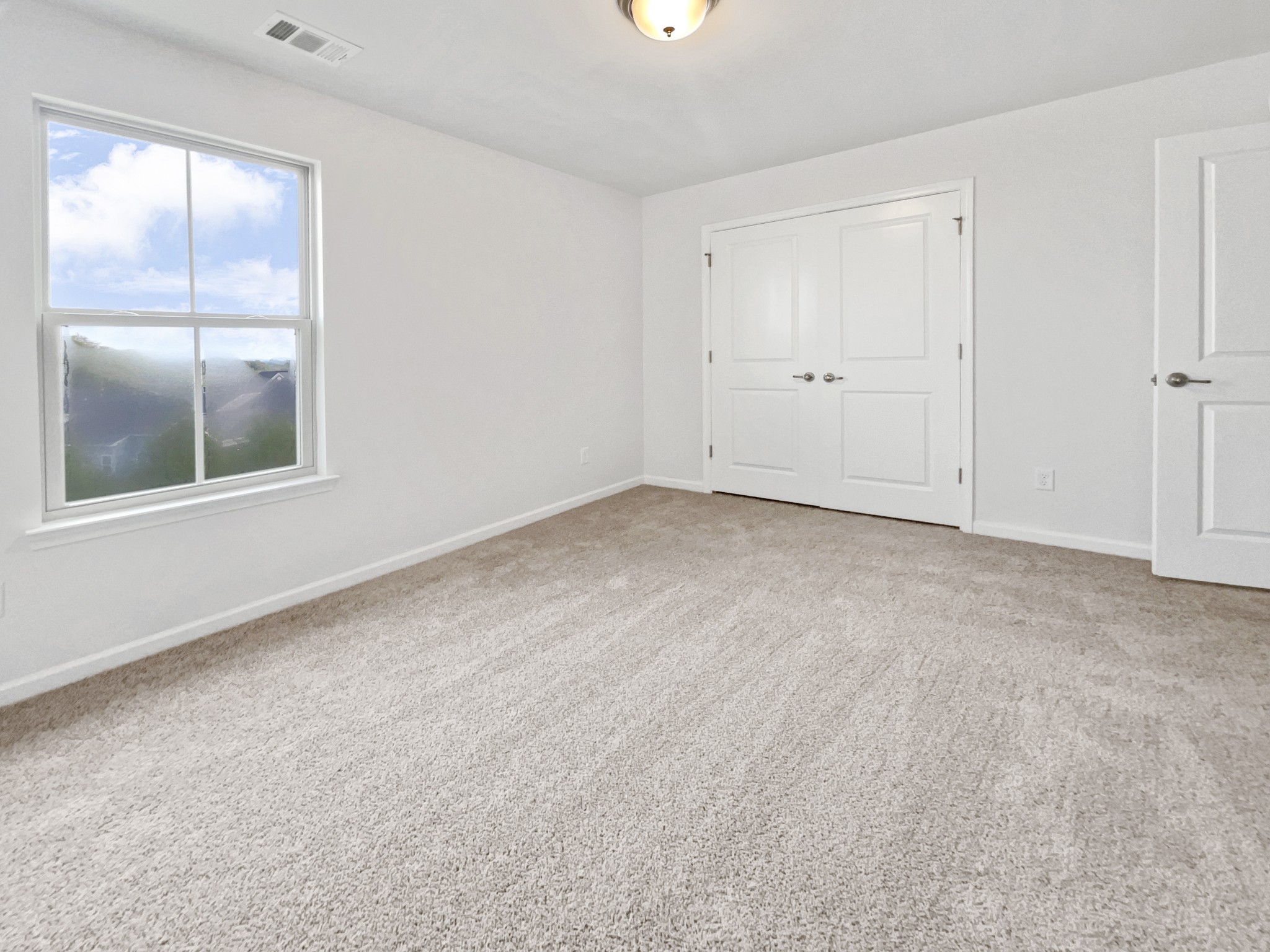 2817 Winterberry Drive Columbia, TN 38401 - Photo 7 of 26 an empty room with window