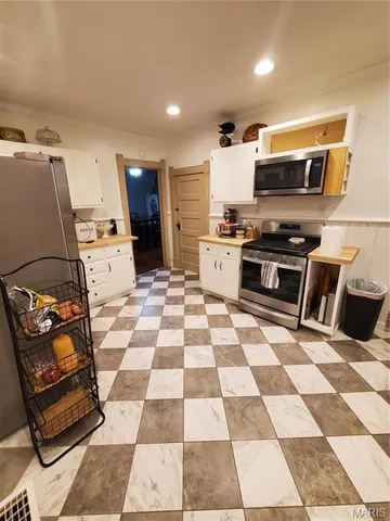 $185,000 | 508 South Grand Avenue, Houston, MO 65483