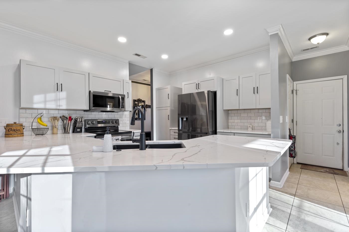 952 Sandridge Road Little River, SC 29566 - Photo 8 of 40 Gallery Image 8