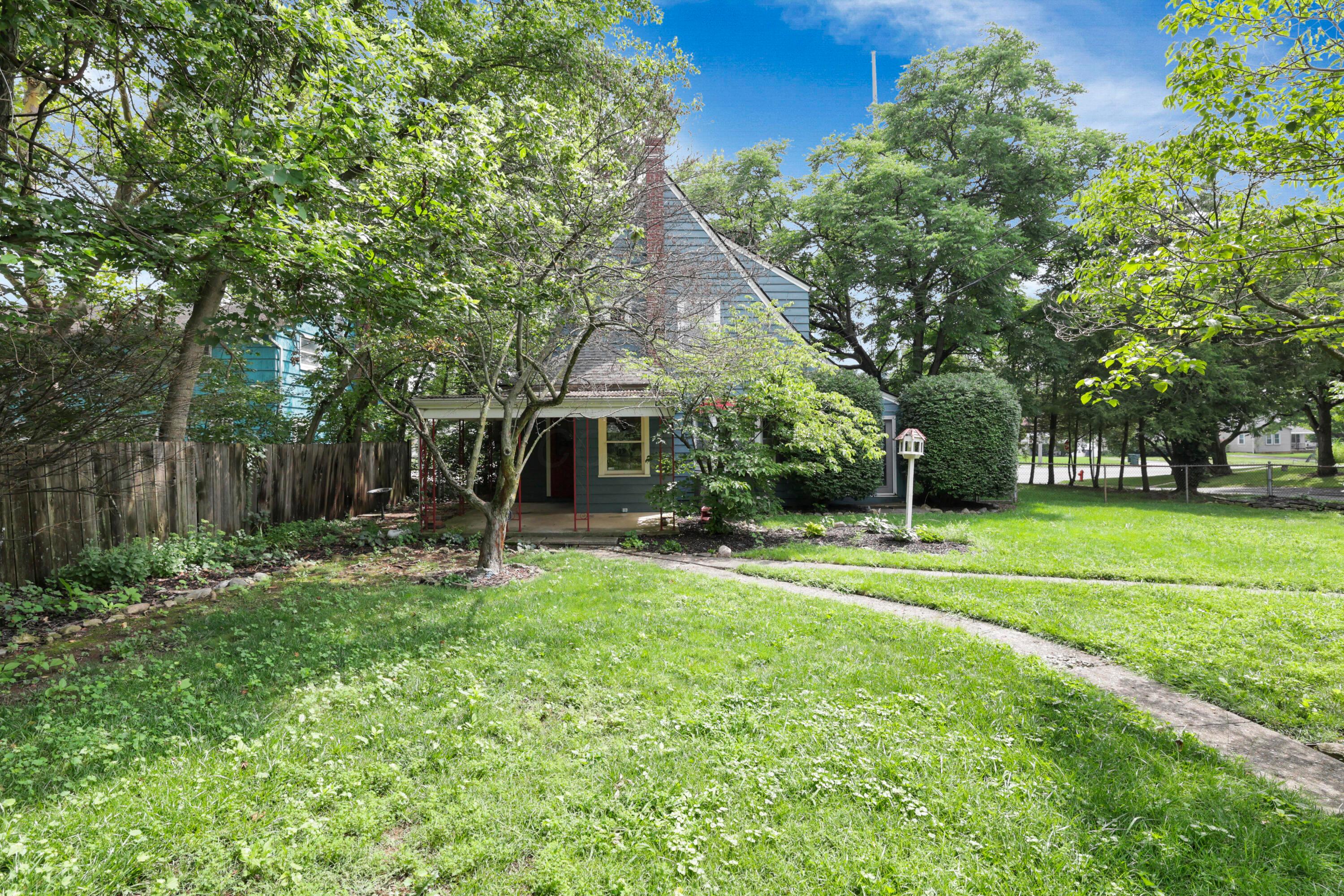 297 South James Road Columbus, OH 43213 - Photo 40 of 45 45-print-011A7704