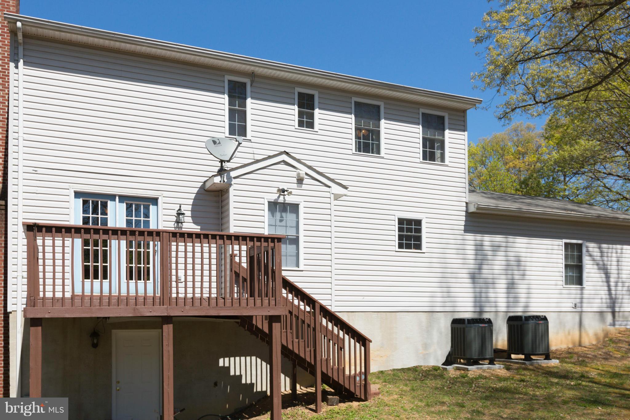 31 Pit Road Fredericksburg, VA 22405 - Photo 3 of 26 Exterior (Rear)