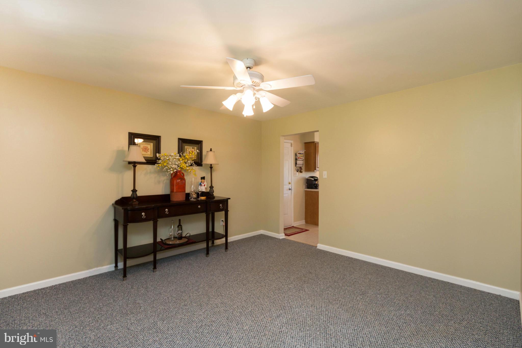 31 Pit Road Fredericksburg, VA 22405 - Photo 8 of 26 Dining Room