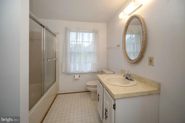 a view of a basket ball court